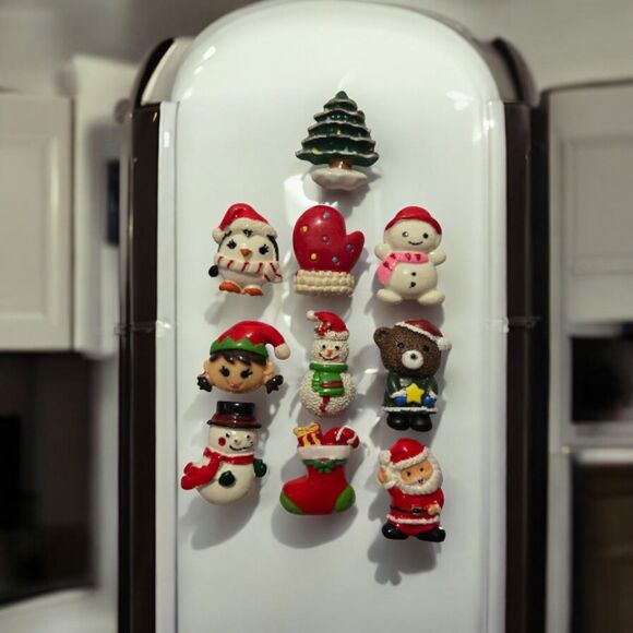 10 Christmas Holiday Mini Magnets,locker,cubicle Winter MAGNETS - Picture 1 of 2